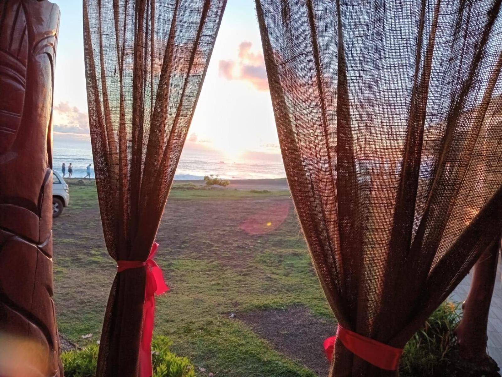 Cabanas & Hostal Tojika هانجا روا المظهر الخارجي الصورة