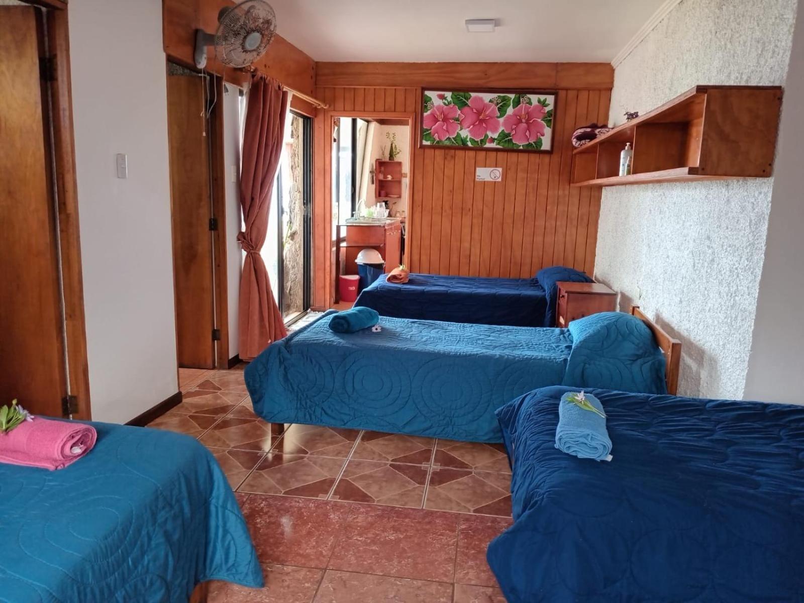 Cabanas & Hostal Tojika هانجا روا المظهر الخارجي الصورة
